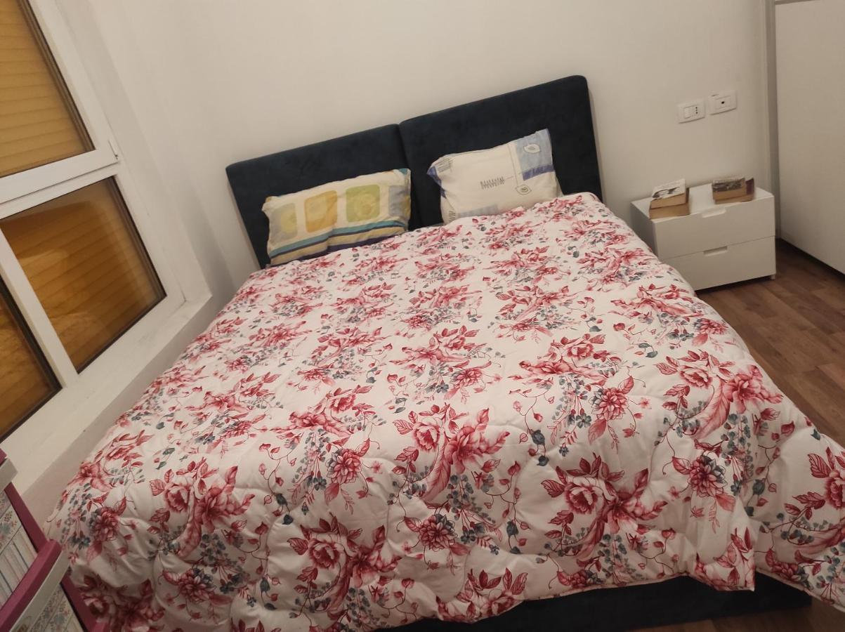 Modern Apartment In Тирана Екстериор снимка